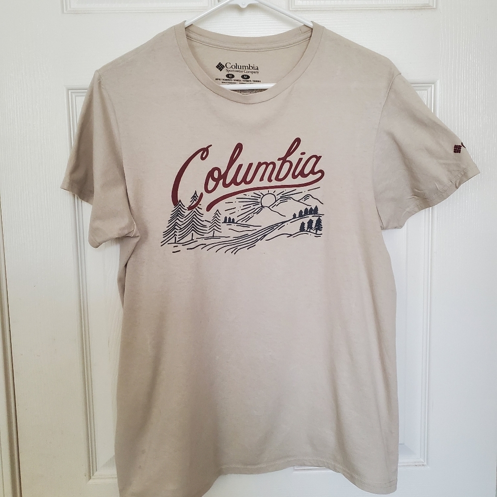 COLUMBIA GRAPHIC TSHIRT - MEN'S MEDIUM